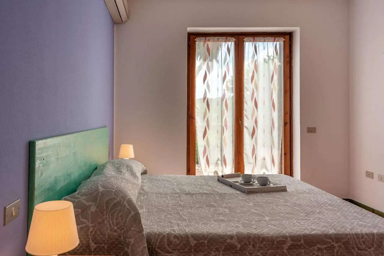 Appartement Glorious Residence Le Pavoncelle One Bedroom Sleeps Four Child Num1454 Santa Teresa Gallura Italië